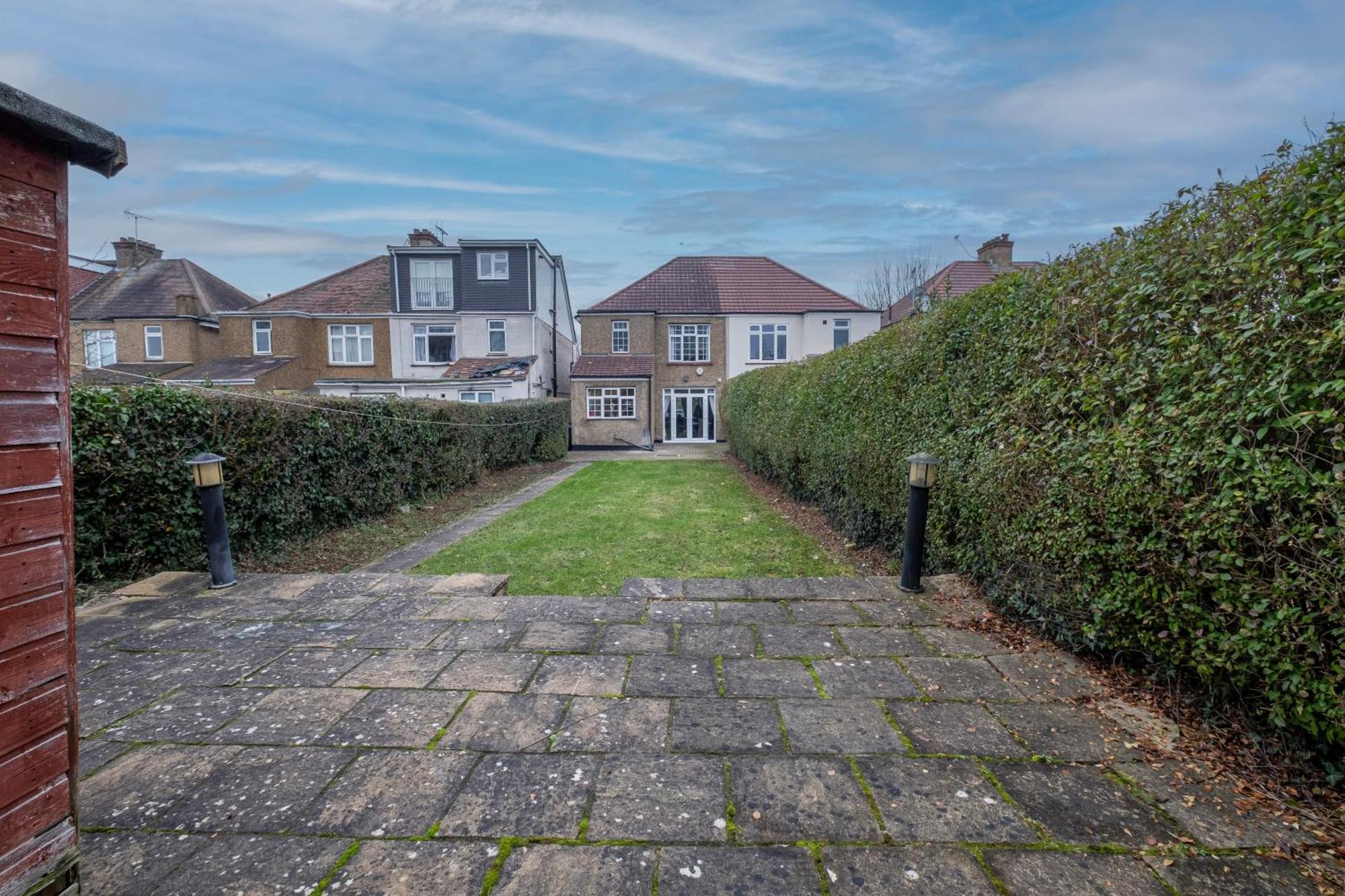 Stylish 3br House Close To Wembley Stadium And Arena Holiday home *