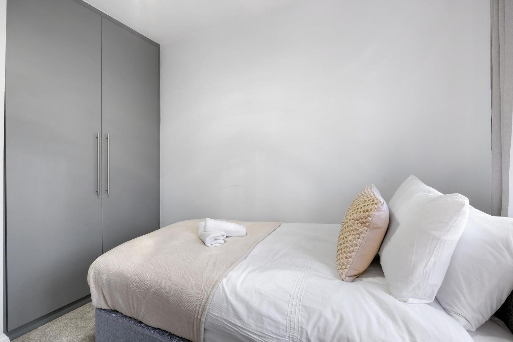 Stylish 3br House Close To Wembley Stadium And Arena Holiday home London
